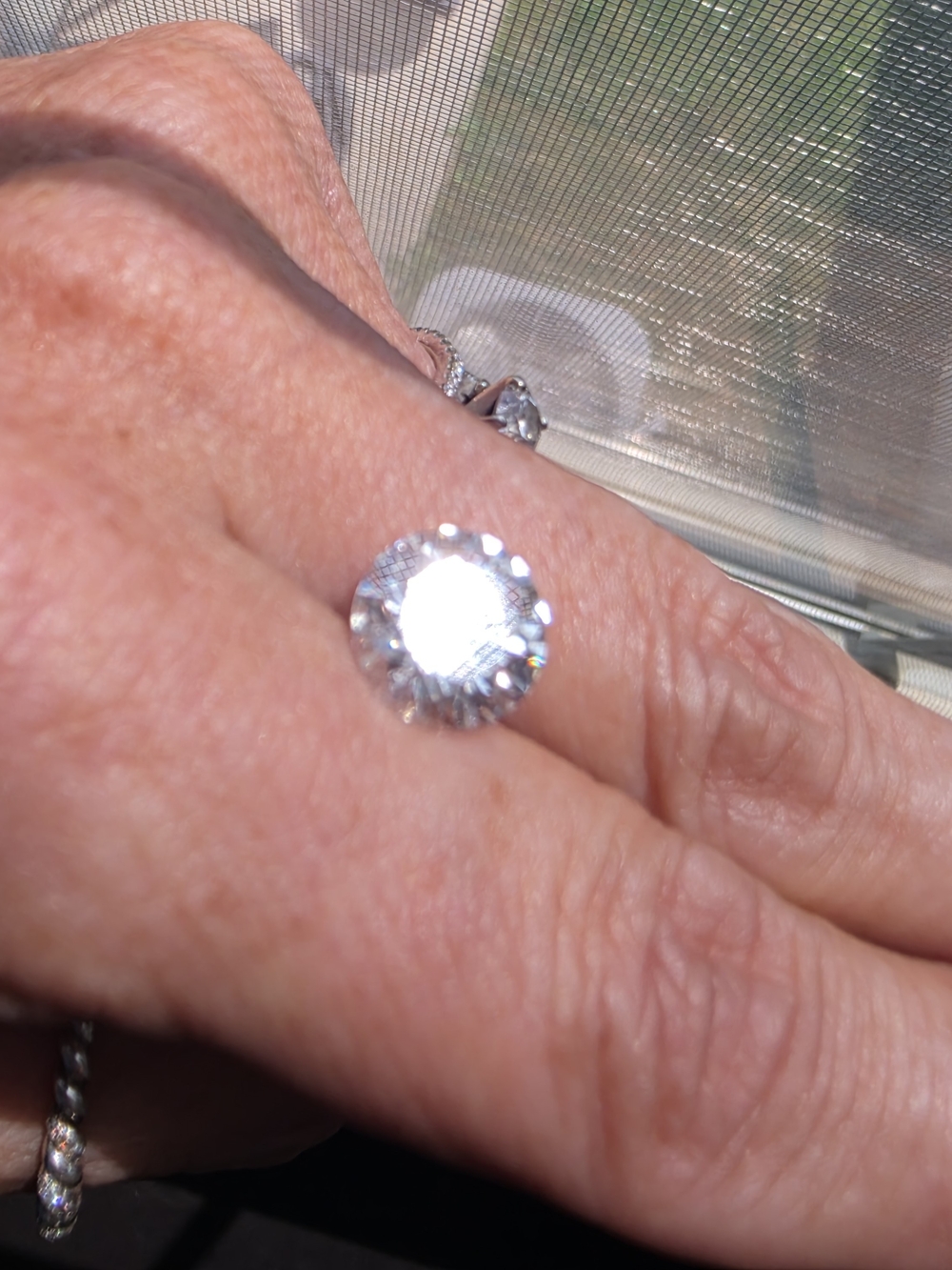 Clear Faceted 4.02 ct. lab grown Diamond (no setting) w/IGI Certification.